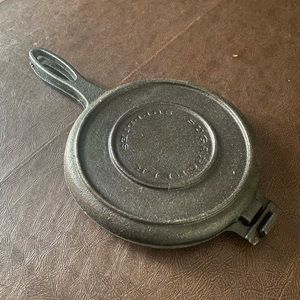 Cast Iron Waffle Maker